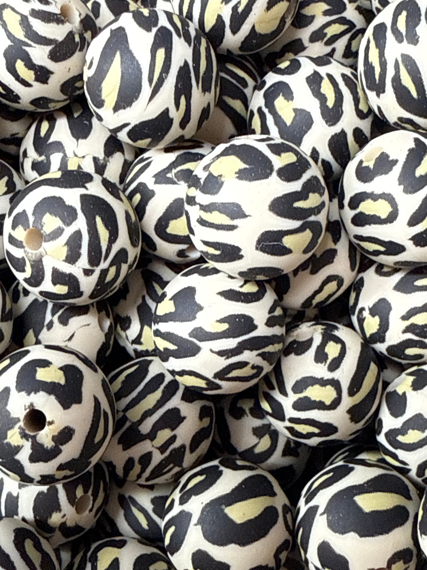 P69 Cheetah 15mm 10 pk Silicone Beads QP01-14