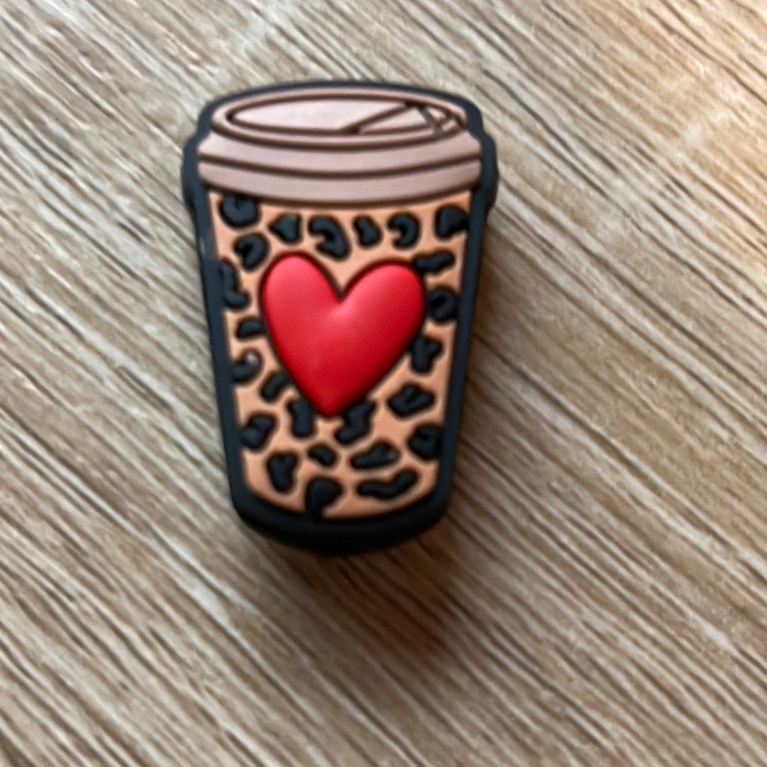 Taza de café con forma de corazón de guepardo marrón con forma de cruz de silicona