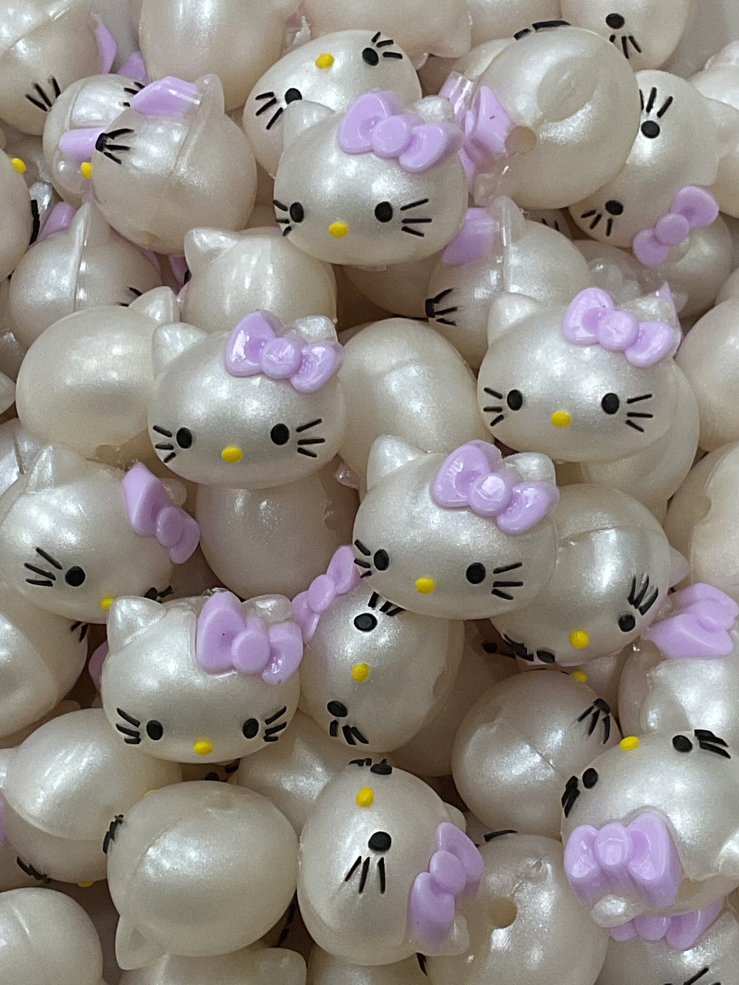 Hello Kitty Head 5 Colors 17mm -Public