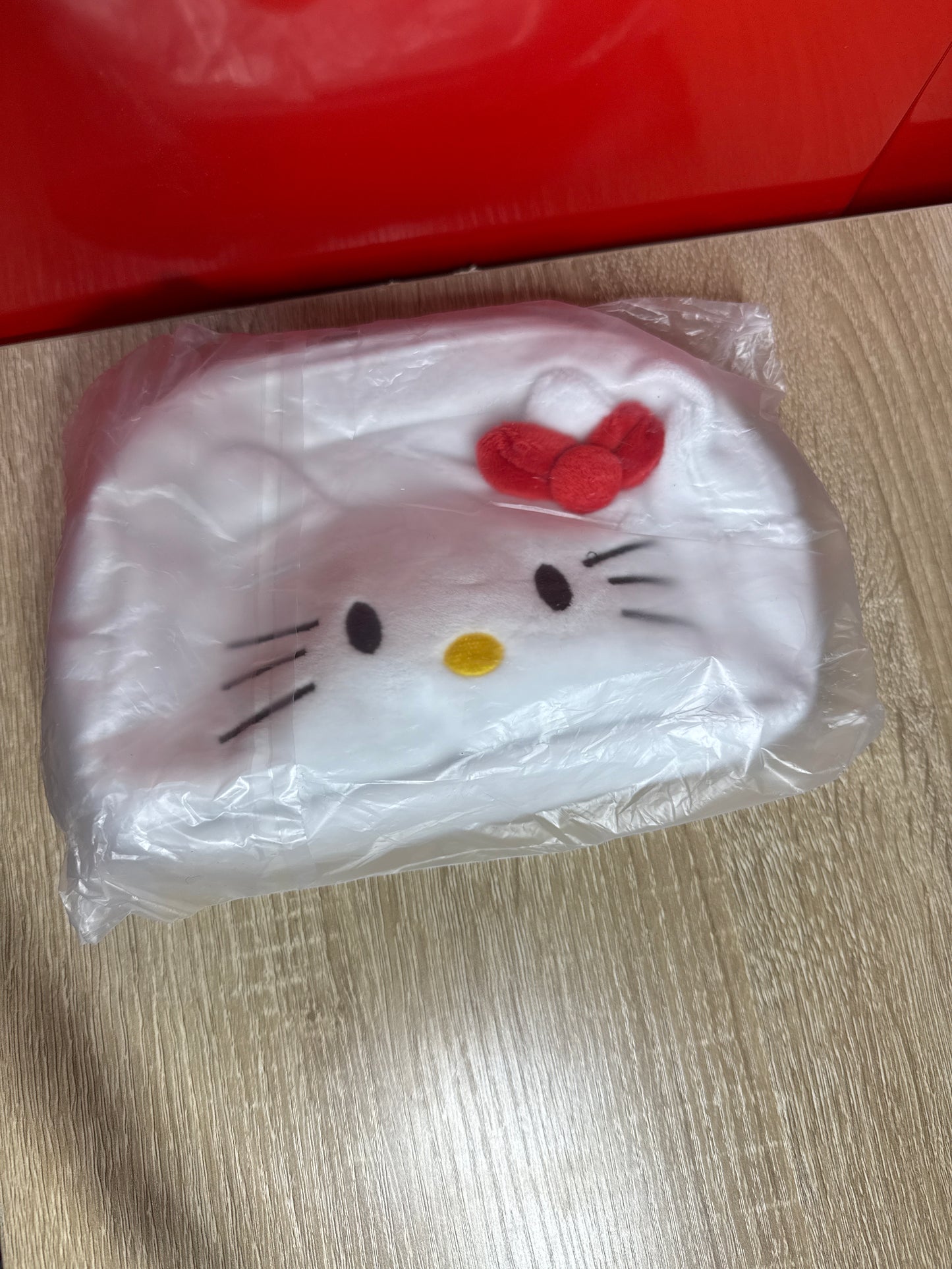 White Hello Kitty Makeup Bag