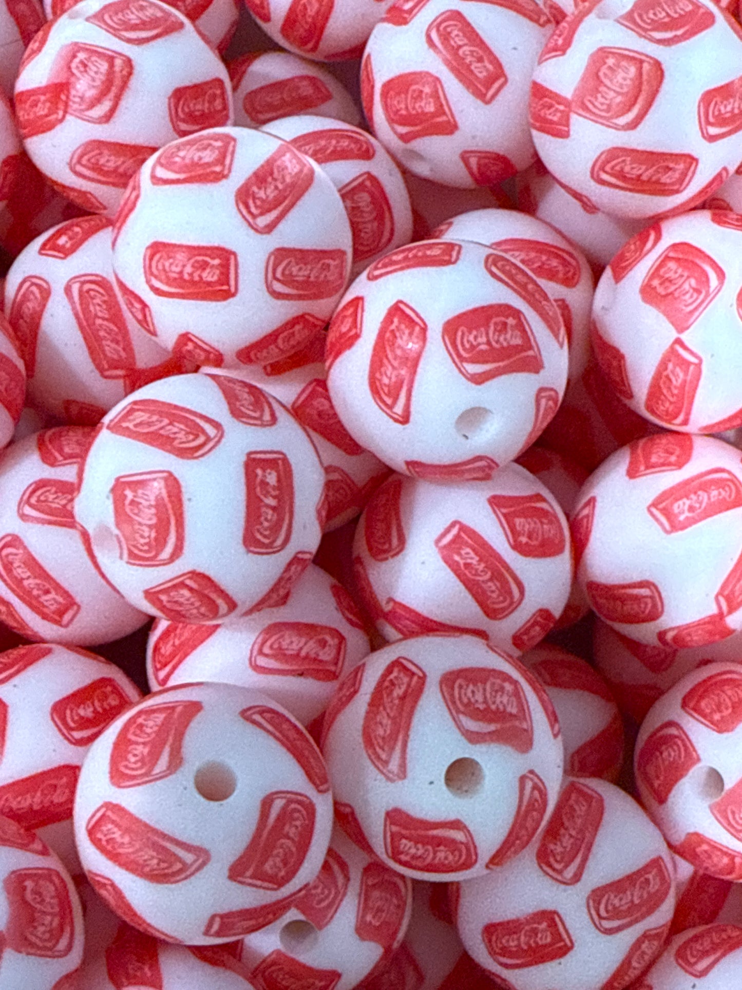 P74 Coke Cola 15mm Silicone Beads