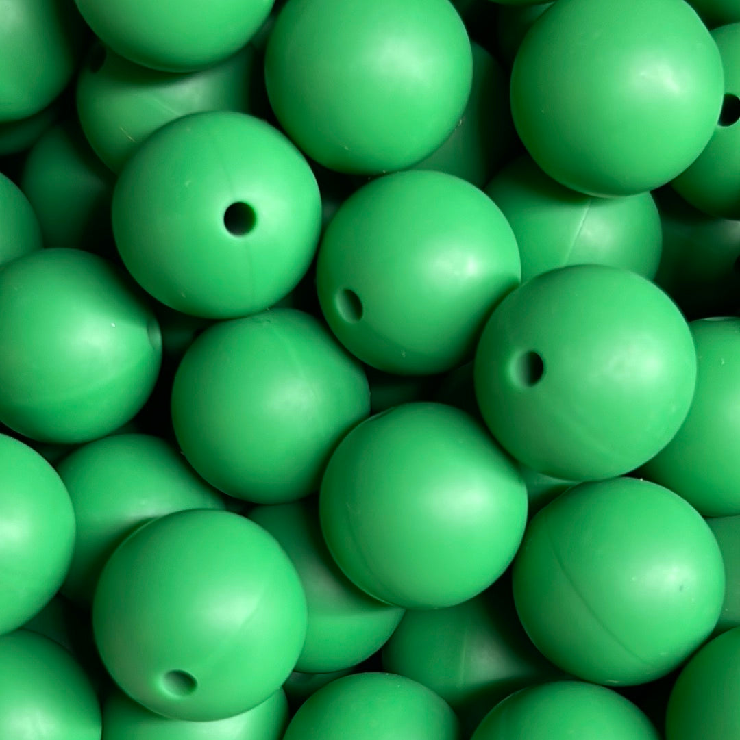 s9 Solid 15mm 10 pk Xmas Green Silicone Beads-Catalog A05-47