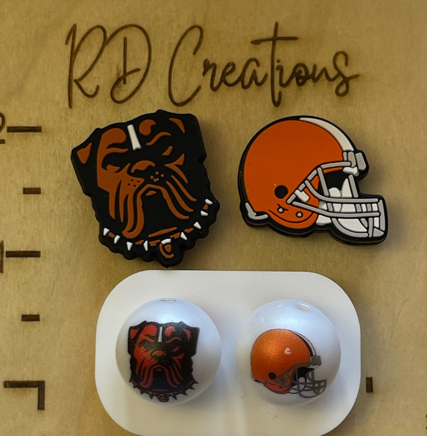 20mm Acrylic Exclusive Collab Team Beads