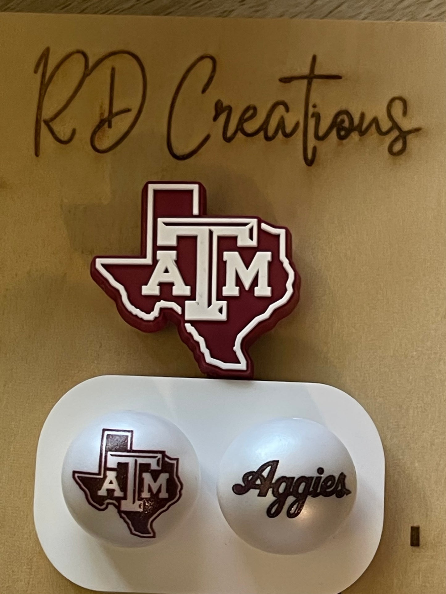 20mm Acrylic Exclusive Collab Team Beads