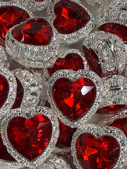 Cuentas de diamantes de imitación con forma de corazón