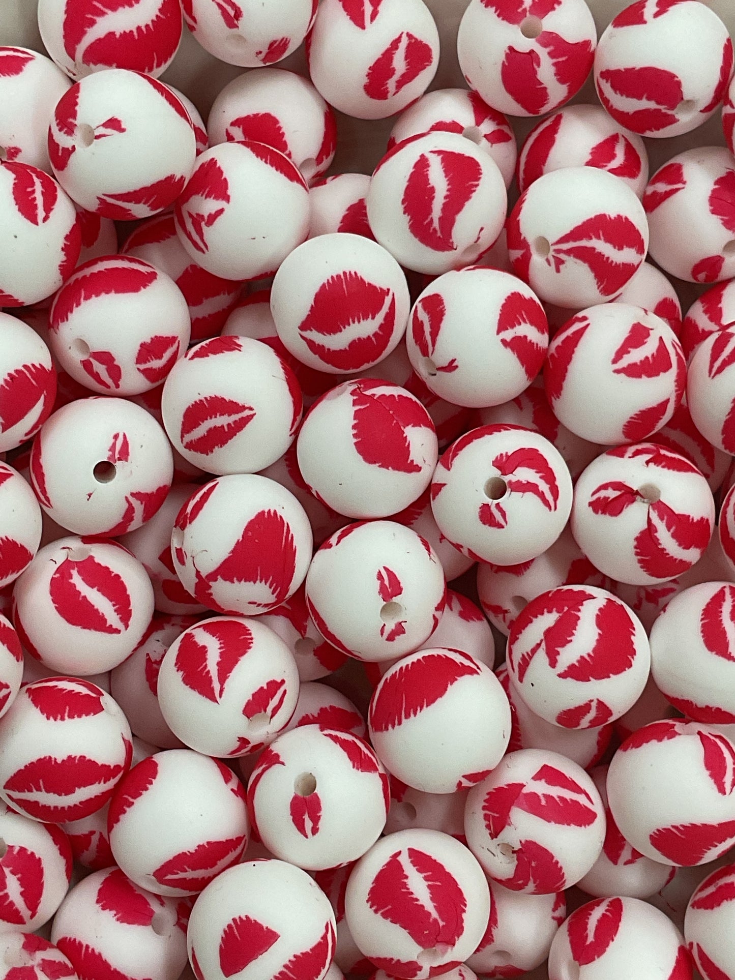 Lips Silicone Bow Pen/Straw Topper and matching 16mm bead (sold separately)