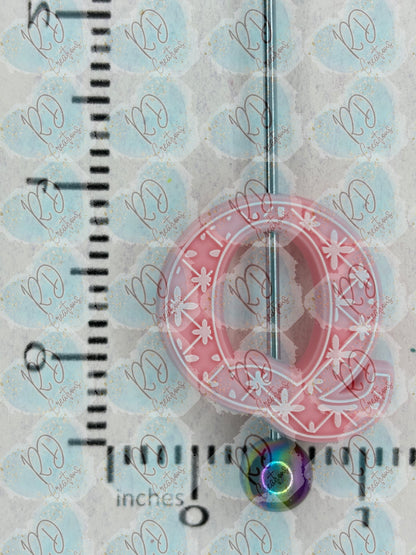 Colección focal de silicona Q ~ Alphabet exclusiva en colaboración con TaTNCS