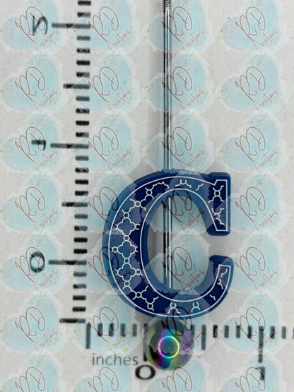 Colección focal de silicona con alfabeto C exclusiva en colaboración con TaTNCS