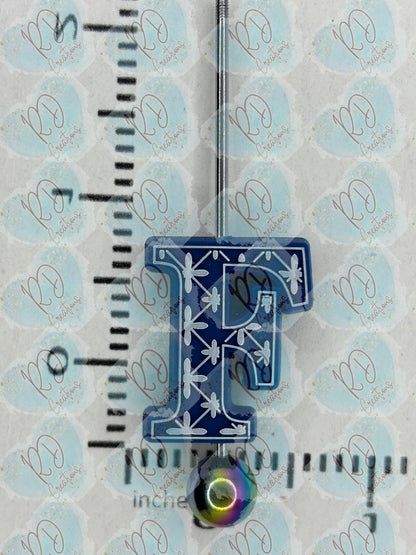 Colección focal de silicona con el alfabeto F exclusivo en colaboración con TaTNCS