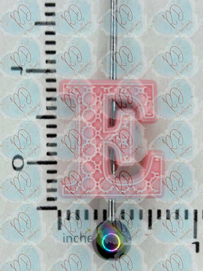 Colección focal de silicona con el alfabeto E exclusivo en colaboración con TaTNCS